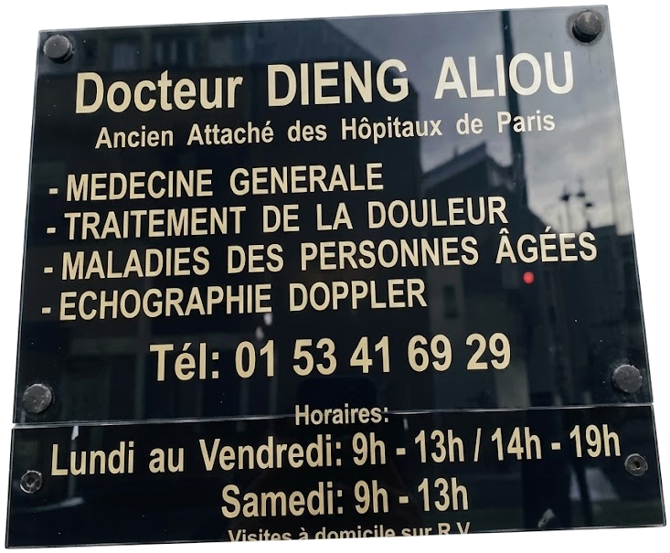 plaque du cabinet du Dr Dieng Aliou